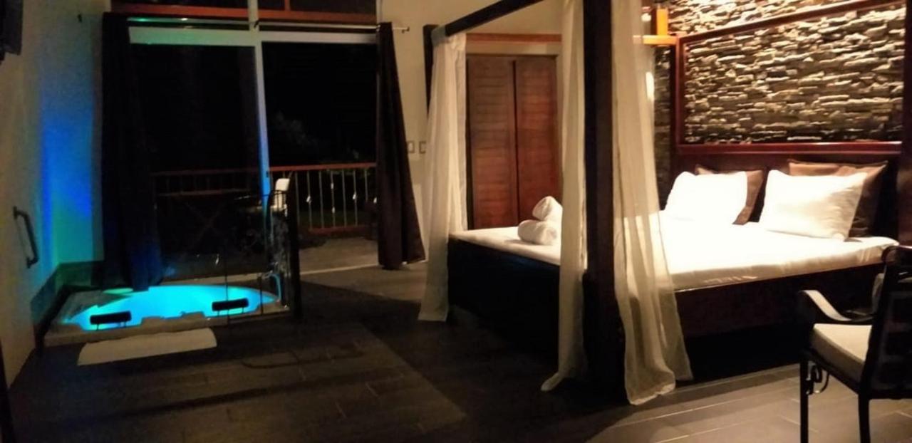 Tropical Suites La Fortuna Exterior foto
